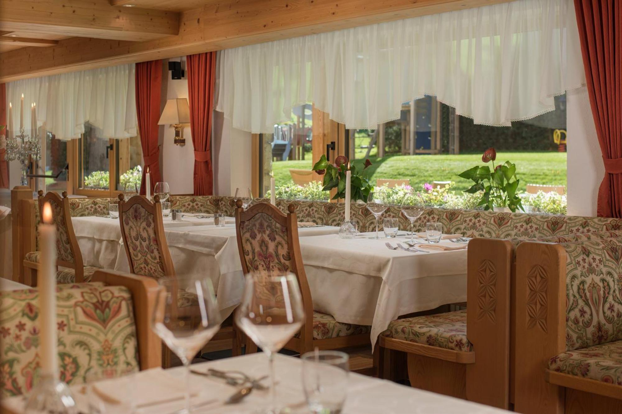 Hotel Villa Eden Corvara Exteriér fotografie